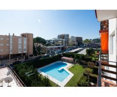 Apartamento en Alquiler en Torremolinos, Málaga