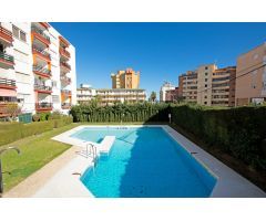 Apartamento en Alquiler en Torremolinos, Málaga