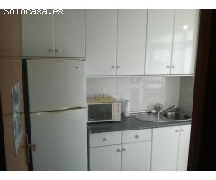 Fantástico apartamento se encuentra en La Carihuela, Torremolinos,