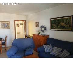 Fantástico apartamento se encuentra en La Carihuela, Torremolinos,