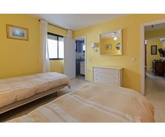 Apartamento en Alquiler en Torremolinos, Málaga