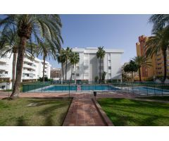 Apartamento en Alquiler en Torremolinos, Málaga