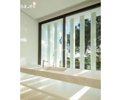 SE VENDE; IMPRESIONANTE VILLA CON VISTAS PANORÁMICAS JUNTO A LA ZAGALETA. BENAHAVIS.