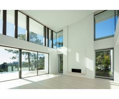 SE VENDE; IMPRESIONANTE VILLA CON VISTAS PANORÁMICAS JUNTO A LA ZAGALETA. BENAHAVIS.