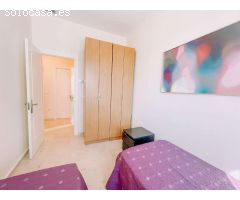 Fantastico apartamento de 3 dormtiorios en plena Carihuela con gran zona de terraza y en primera lin