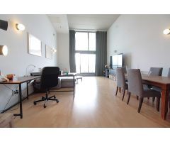 SE ALQUILA LOFT CON GARAJE Y PISCINA EN COMPLEJO PRIVADO CON SEGURIDAD 24H