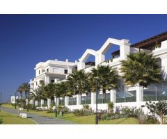 PRIMERA LINEA DEL MAR, APARTAMENTO EN DONCELLA BEACH, ESTEPONA
