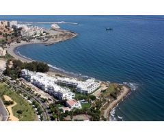 PRIMERA LINEA DEL MAR, APARTAMENTO EN DONCELLA BEACH, ESTEPONA