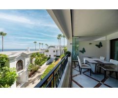 PRIMERA LINEA DEL MAR, APARTAMENTO EN DONCELLA BEACH, ESTEPONA