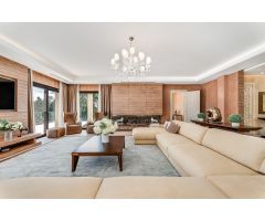 Villa con una ubicación privilegiada en Los Naranjos Golf, Nueva Andalucia