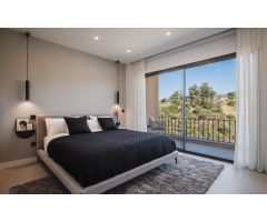 Impresionante ático dúplex en Urb. Belvederes, Nueva Andalucia