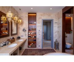 Villa unica ubicada en  Reserva de Alcuzcuz