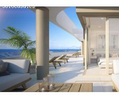 Impresionante Apartamento en la primera linea de la playa con vistas a mar en Mijas Costa