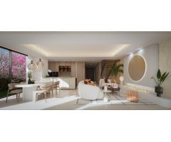 Lujosa villa en un complejo cerrado a primera línea de playa en Marbella Este, Urb. Marbesa.