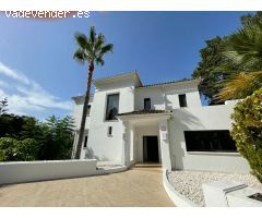 Impresionante villa en lujosa urbanización Lomas de Magna Marbella, Milla de Oro