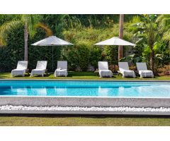 Contemporanea villa cerca de Puerto Banus