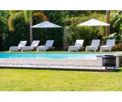 Contemporanea villa cerca de Puerto Banus
