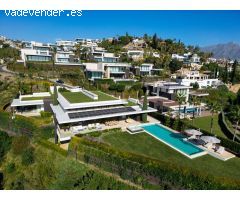 Exclusiva Villa de Diseño Moderno con Vistas Panorámicas y Privacidad en La Quinta, Benahavis