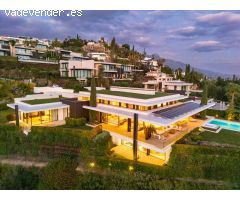 Exclusiva Villa de Diseño Moderno con Vistas Panorámicas y Privacidad en La Quinta, Benahavis