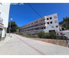 Edifico de 38 apartamentos, 3 locales y 38 garajes