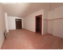 Edifico de 38 apartamentos, 3 locales y 38 garajes