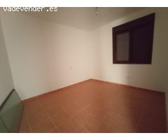 Edifico de 38 apartamentos, 3 locales y 38 garajes