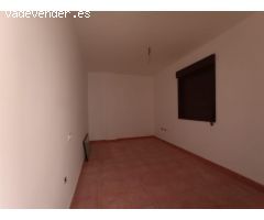 Edifico de 38 apartamentos, 3 locales y 38 garajes