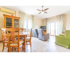 Vivienda sobre almacen con 6 dormitorios en venta en Santo Domingo