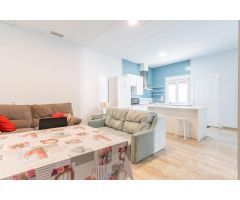 Vivienda sobre almacen con 6 dormitorios en venta en Santo Domingo