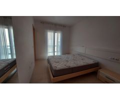 Atico en venta en residencial Laguna Beach de 3 dormitorios con garaje y tratero