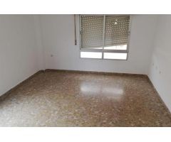 Piso de 3 dormitorios en Balerma