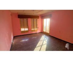 Piso de 4 dormitorios con patio y terraza en Las Norias de Daza