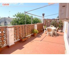 ¡LUMINOSO Y AMPLIO PISO CON GRAN TERRAZA Y ZONA COMUNITARIA CON PISCINA!
