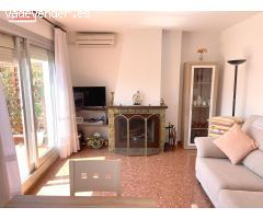 ¡LUMINOSO Y AMPLIO PISO CON GRAN TERRAZA Y ZONA COMUNITARIA CON PISCINA!