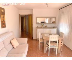 ¡LUMINOSO Y AMPLIO PISO CON GRAN TERRAZA Y ZONA COMUNITARIA CON PISCINA!
