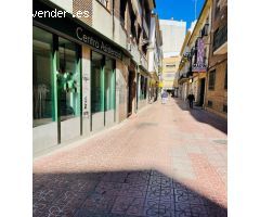 ESPECTACULAR LOCAL  EN EL CENTRO DE CORDOBA  EN ALQUILER