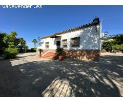 MAGNIFICO CHALET  HIPOTECABLE UBICADA EN LOS ALGARBLES. LA CARLOTA  (CORDOBA)