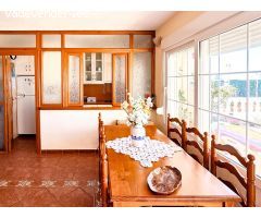 ¡Oportunidad única 100 metro de la playa de La Mata!