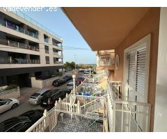 Duplex con piscina totalmente reformado y amueblado a estrenar, a 80 metros de la Playa de La Mata