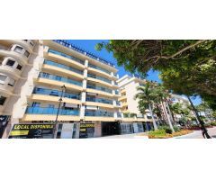 Fantástico apartamento en venta de 2 dormitorios en 4º Planta en Estepona en 1º linea de Playa