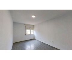 ALQUILER DE PISO VACIO EN ZONA SAN BLAS