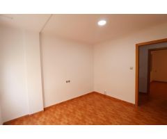 Vivienda en primera planta. lista para entrar a vivir