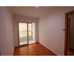 Vivienda en primera planta. lista para entrar a vivir