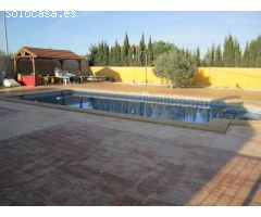 SE VENDE CHALET EN ASPE