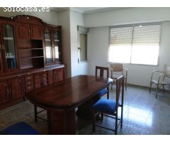 SE VENDE EDIFICIO CON 2 APARTAMENTOS EN MACISVENDA