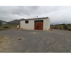 Terreno con albergue en Aspe