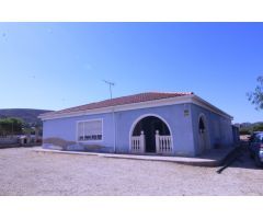 CHALET EN LA ROMANA
