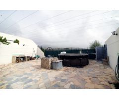 CASA CUEVA RECIEN REFORMADA EN LA ROMANA