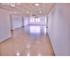 ¡ Fantástico Local Comercial en Torrellano !