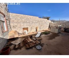 Casa semireformada en El Cantón